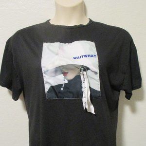 Jeurve Black Short Sleeves Bucket Hat & T-Shirt.